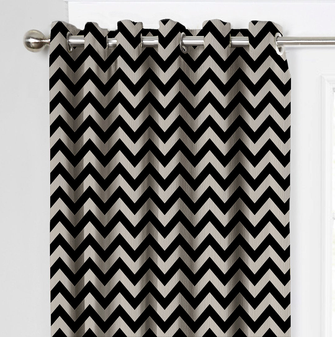 Ultimate Trends Premium Polyester Chevron Pattern Digital Printed Curtain, Black Color, 1 Piece