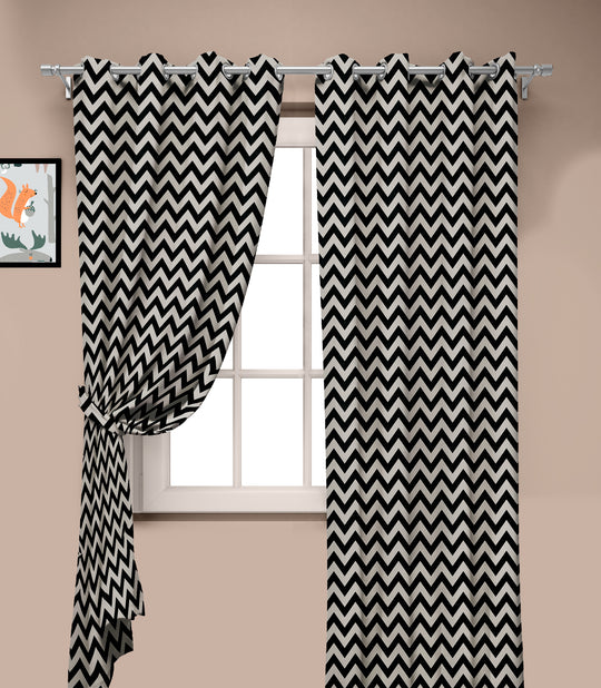 Ultimate Trends Premium Polyester Chevron Pattern Digital Printed Curtain, Black Color, 1 Piece