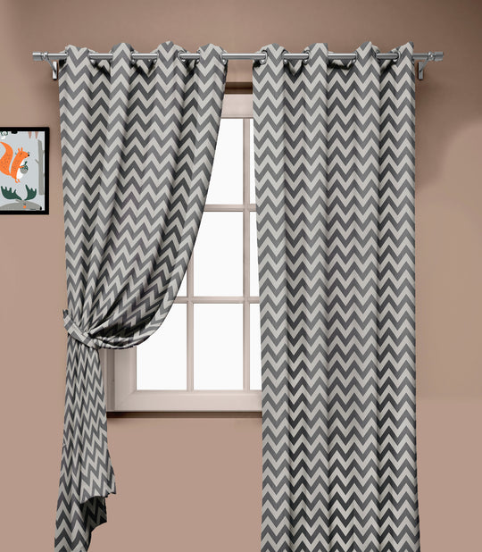 Ultimate Trends Premium Polyester Chevron Pattern Digital Printed Curtain, Grey Color, 1 Piece