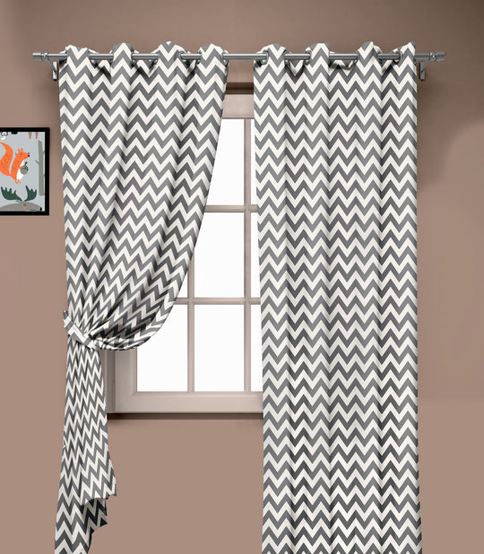 Ultimate Trends Premium Polyester Chevron Pattern Digital Printed Curtain, Pearl Grey Color, 1 Piece