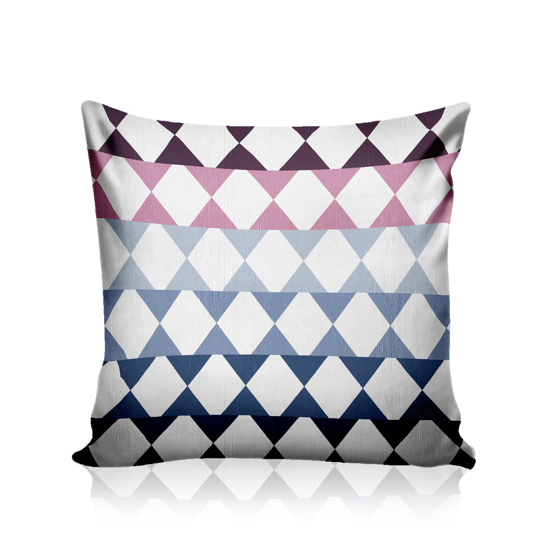 Ultimate Trends Geometric Digital Printed Cushion Cover