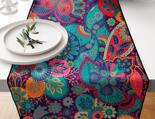 Dark Paisley, Table Runner