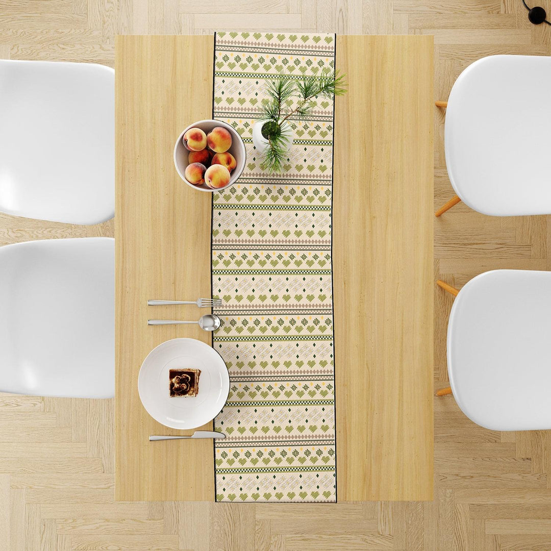 Light Cream, Table Runner