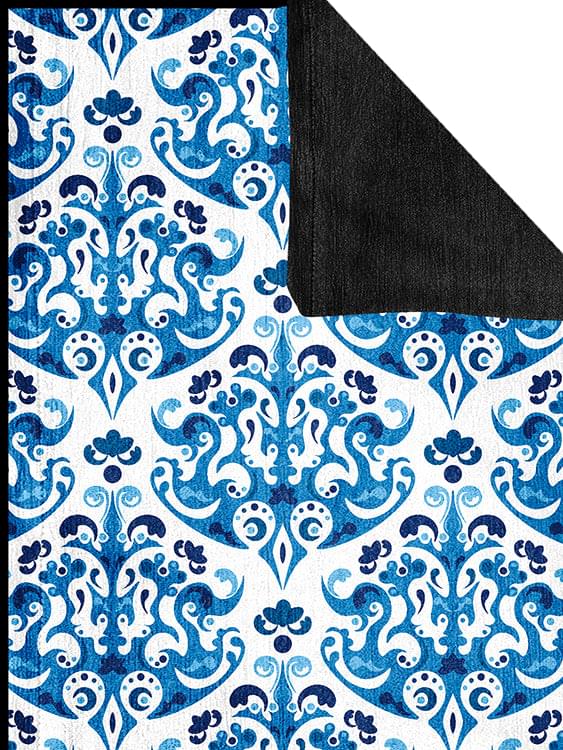 Blue and White, Table Runner