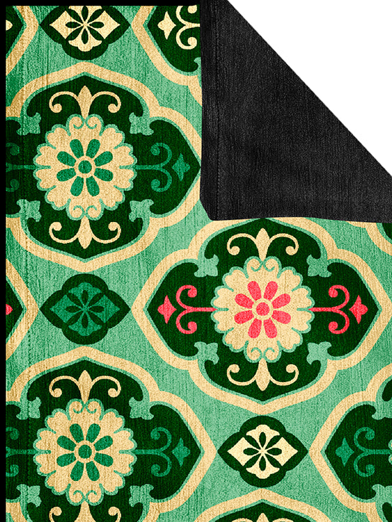 Light Green, Table Runner