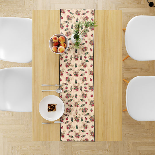 Cream Blossom, Table Runner